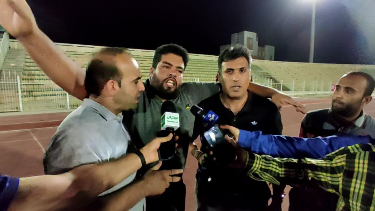 حمایت هواداران استقلال خوزستان از خلیفه اصل بعد از اعلام استعفای سرمربی این تیم