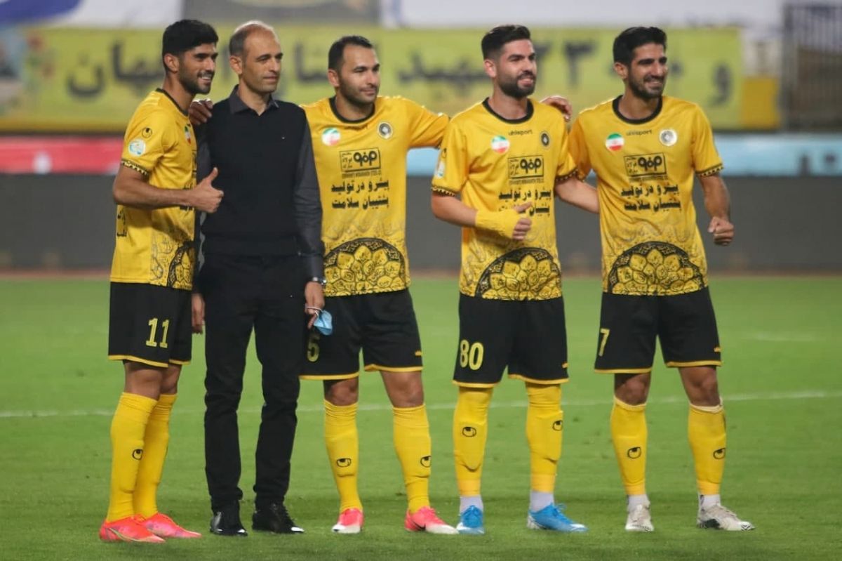 سپاهان بدون کرونایی راهی تهران میشود/دو بازی دوستانه در برنامه شاگردان نویدکیا