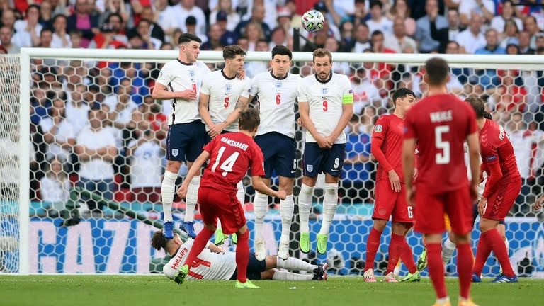 گل اول دانمارک به انگلیس (سوپرکاشته دمسگارد)