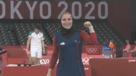 بدمینتون المپیک 2020 / پیروزی ثریا آقایی مقابل فتحیمات از مالدیو