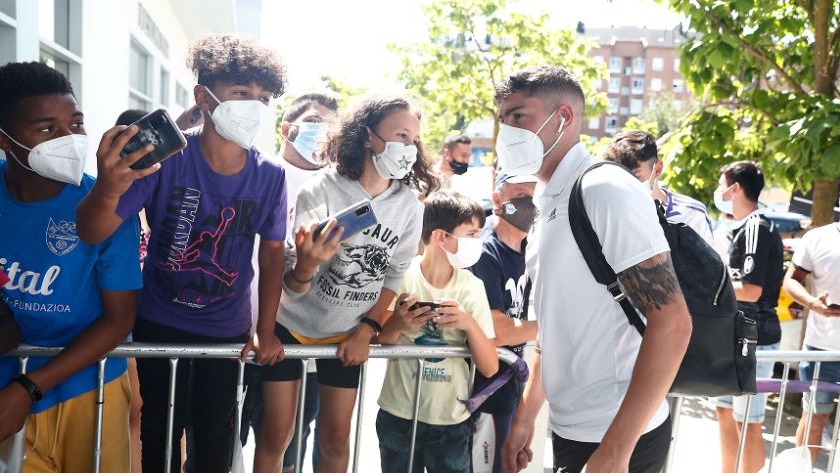 سفر بازیکنان رئال مادرید برای تقابل با آلاوز در هفته اول لالیگا