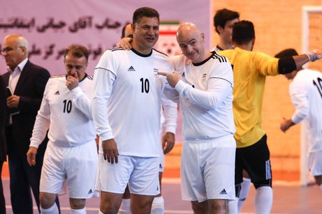 اینفانتینو و اسطورههای فوتبال جهان، مهمان ایران مقابل عراق یا امارات