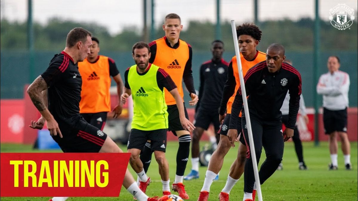 تمرین منچستریونایتد برای تقابل با وستهام