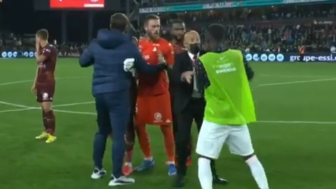 حواشی و درگیری پس از گل دقیقه 95 حکیمی برای پاری سن ژرمن مقابل متز