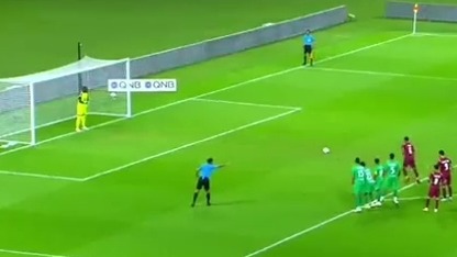 از دست دادن پنالتی الوکره مقابل الاهلی توسط امید ابراهیمی