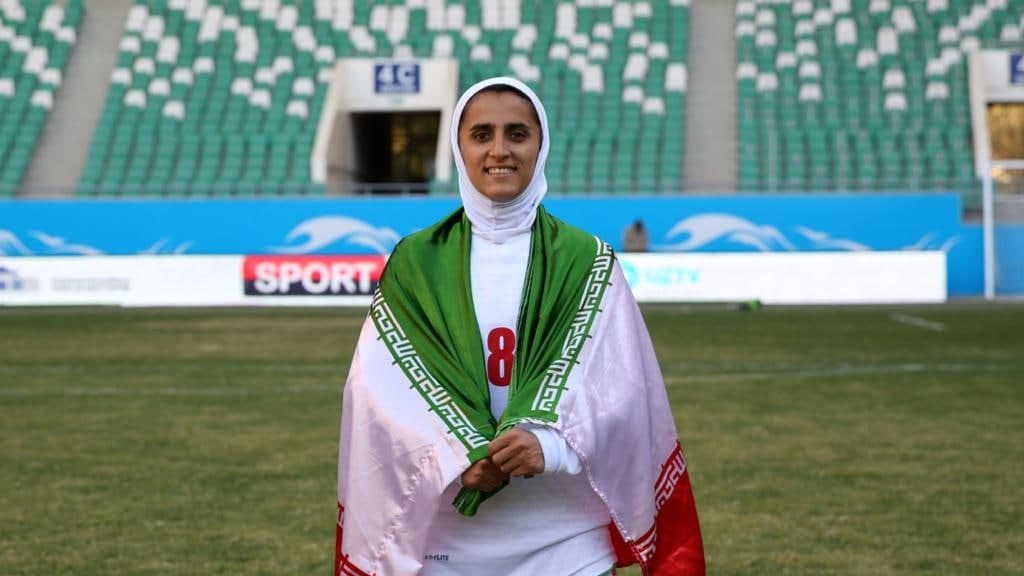 گفت و گو با بهناز طاهرخانی کاپیتان تیم ملی فوتبال بانوان درباره صعود به جام ملتهای آسیا