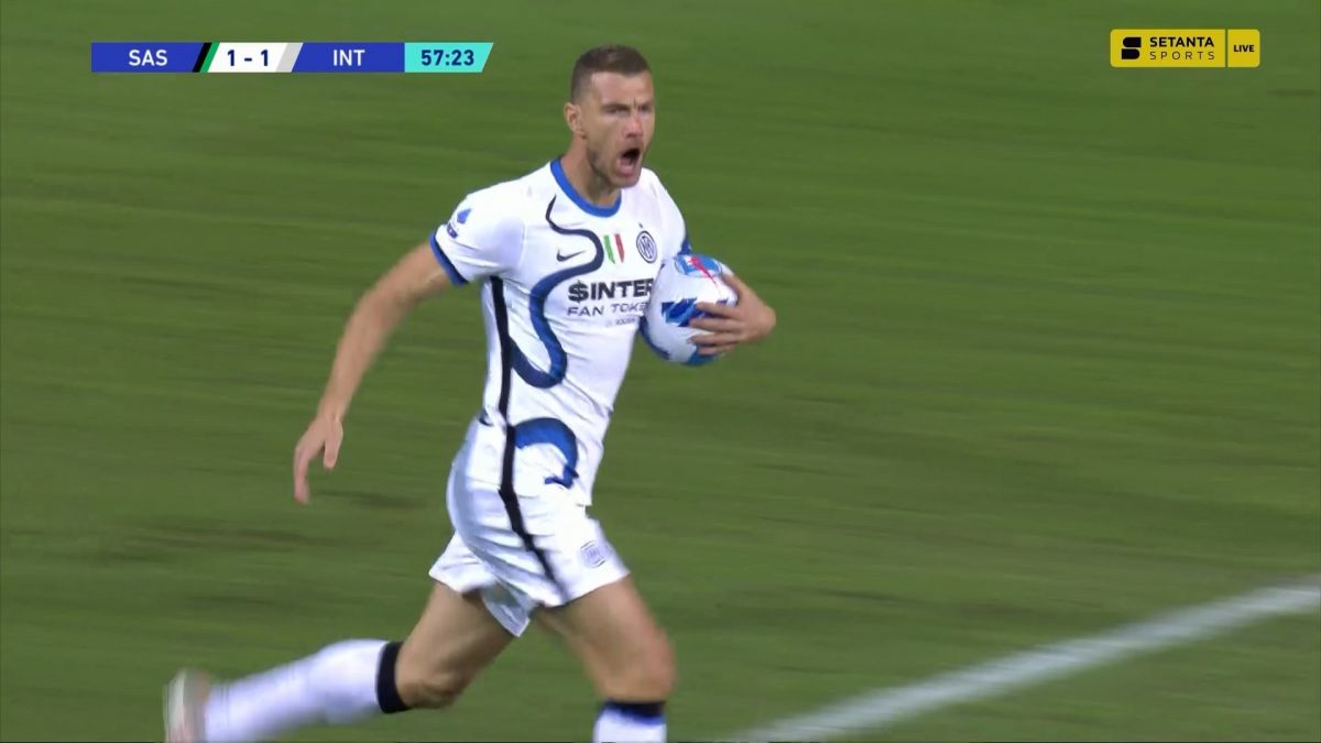 گل اول اینتر به ساسولو (ادین ژکو)