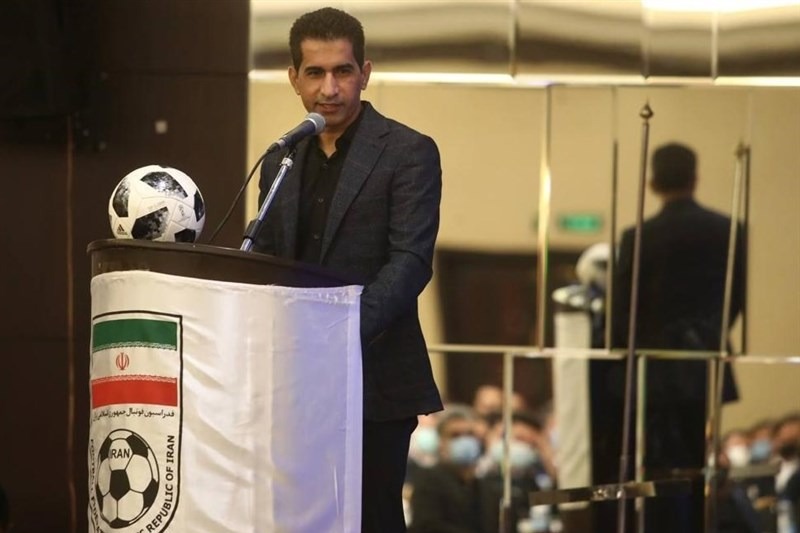 کامرانی‌فر: تا ۲ روز آینده خبرهای خوشی درباره حضور هواداران در ورزشگاه خواهید شنید/ اگر بدون تأیید فیفا از VAR استفاده کنیم، تعلیق می‌شویم
