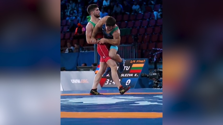 سالتو بارانداز فوق العاده دیدنی محمد رضا مختاری به نماینده آذربایجان