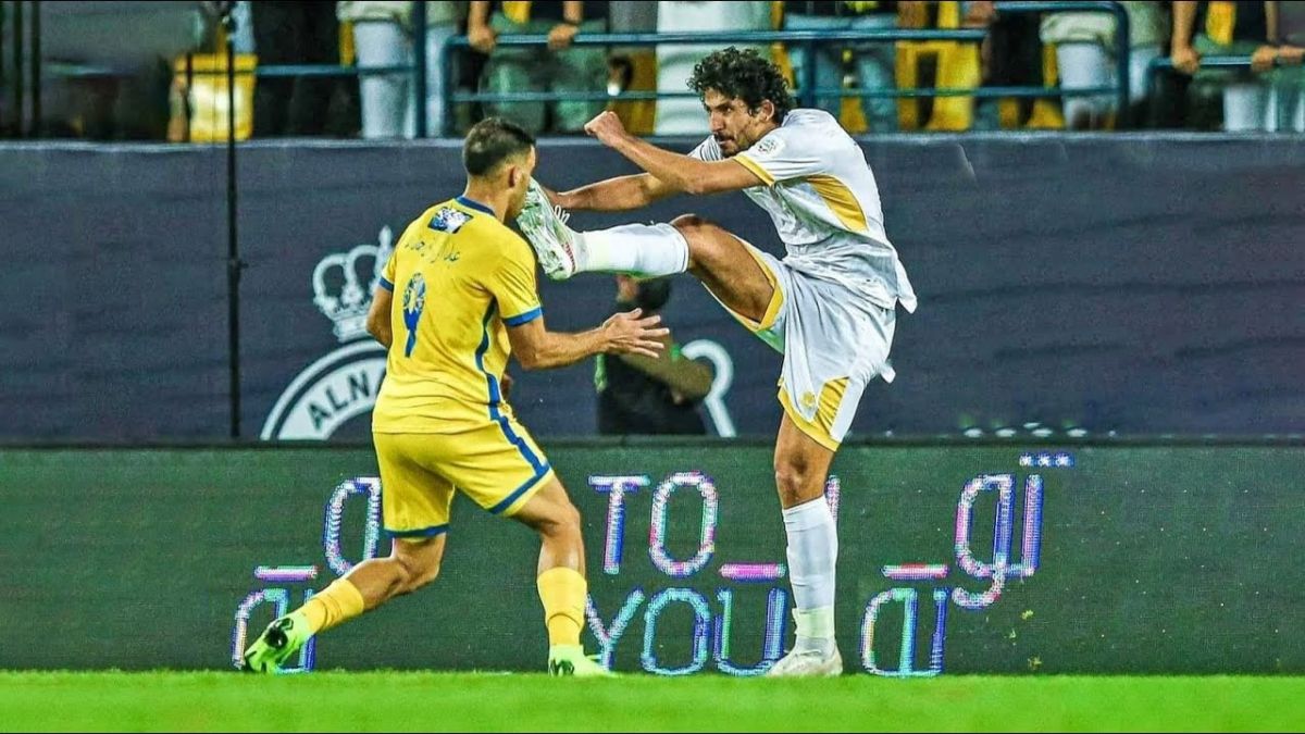 حرکات تدافعی دیدنی در فصل 22-2021