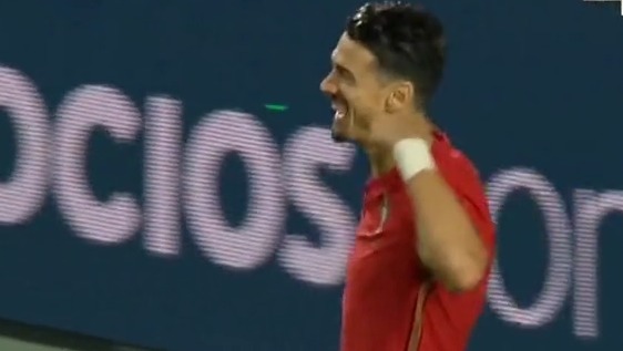 گل دوم پرتغال به قطر (فونت)