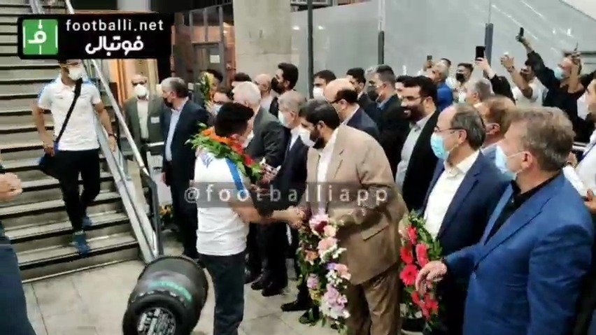 اختصاصی/ ورود تیم ملی کشتی فرنگی به فرودگاه امام خمینی در میان استقبال مسولان ورزش کشور