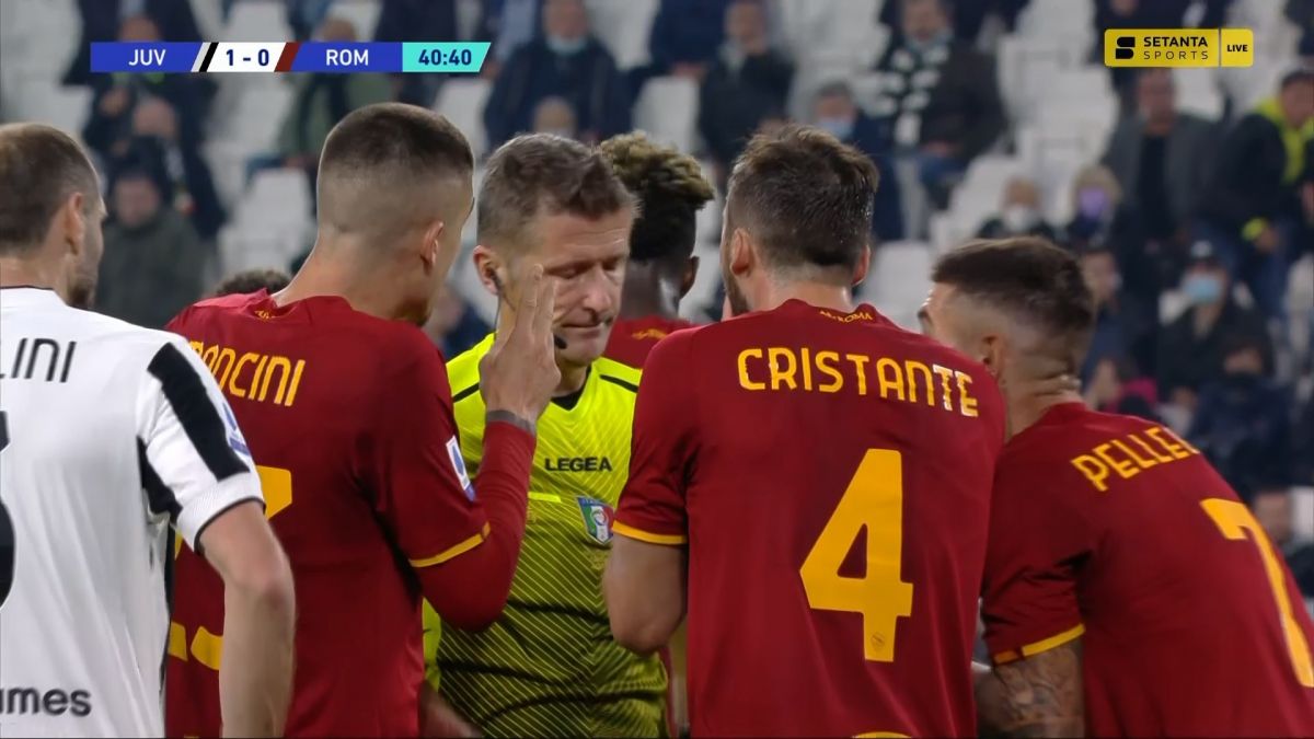 تصمیم عجیب داور/ اعلام پنالتی به جای گل و هدر رفتن پنالتی رم مقابل یوونتوس