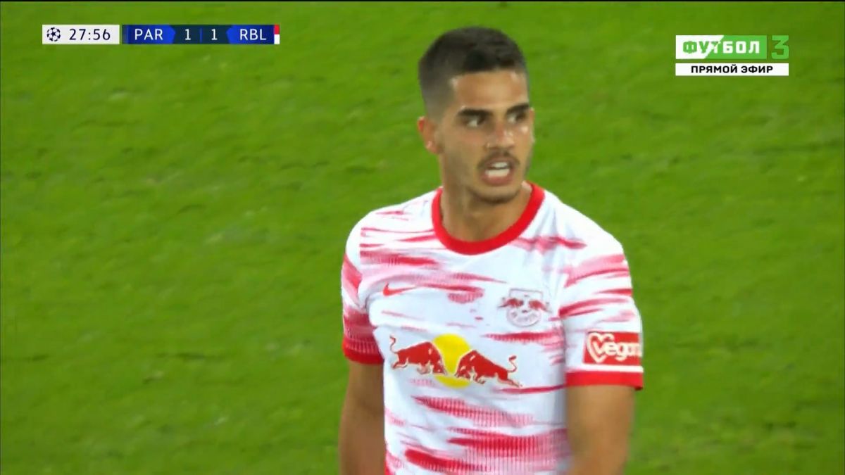 گل اول آربی لایپزیش به پاری سن ژرمن (آندره سیلوا)