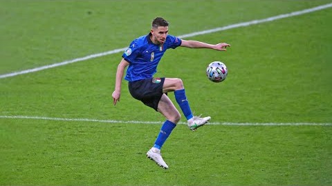 مهارت های جورجینیو بهترین بازیکن سال اروپا