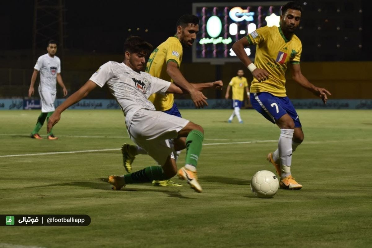 اعتراض باشگاه ذوبآهن به داوری دیدار با صنعت نفت