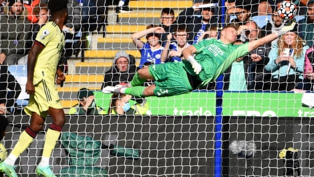 سوپرواکنش دروازه بان آرسنال مقابل لسترسیتی از تمام زوایا