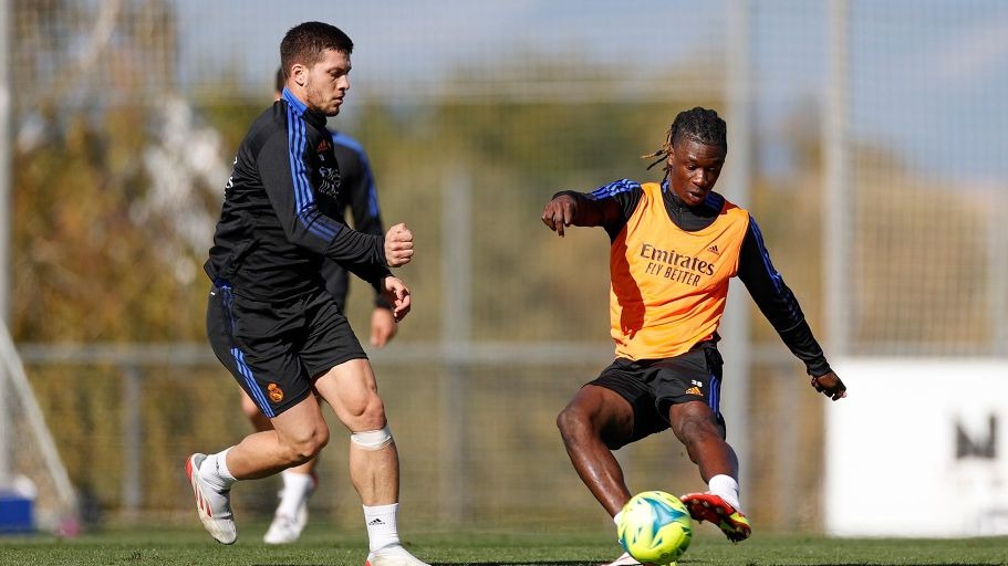 تمرین رئال مادرید برای تقابل با رایو وایکاهنو