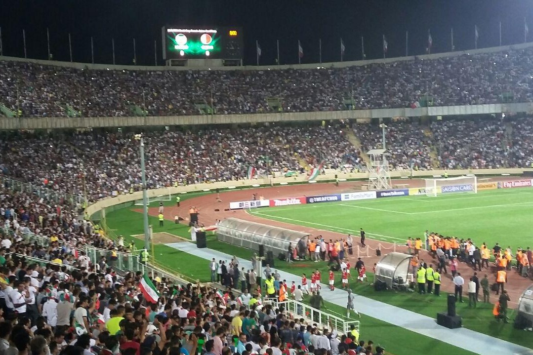 تماشاگر در لیگ برتر؛ فعلا صبر کنید