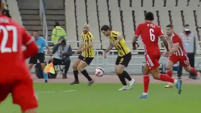 گل دوم آ اک آتن به المپیاکوس (پاس گل کریم انصاری فرد)