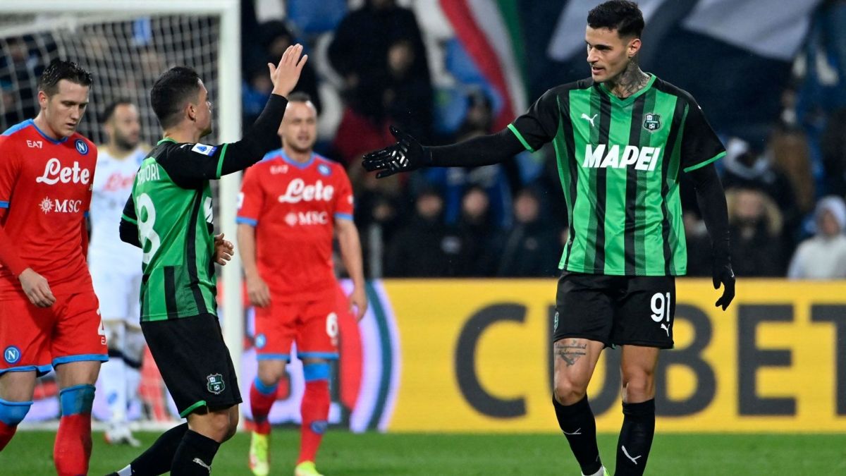 خلاصه بازی ساسولو 2-2 ناپولی