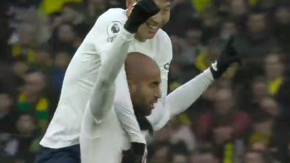 گل اول تاتنهام به نوریچ (سوپرگل مورا)