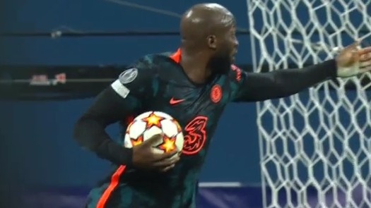 گل دوم چلسی به زنیت (لوکاکو)