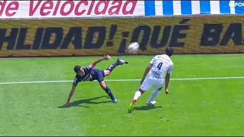 پاس های خلاقانه و هوشمندانه در فوتبال