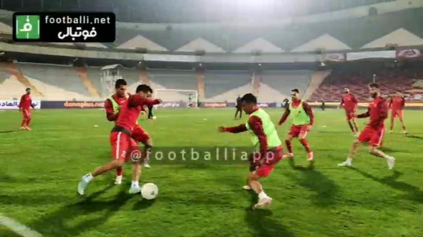 اختصاصی/ گرم کردن بازیکنان پرسپولیس و هوادار پیش از بازی