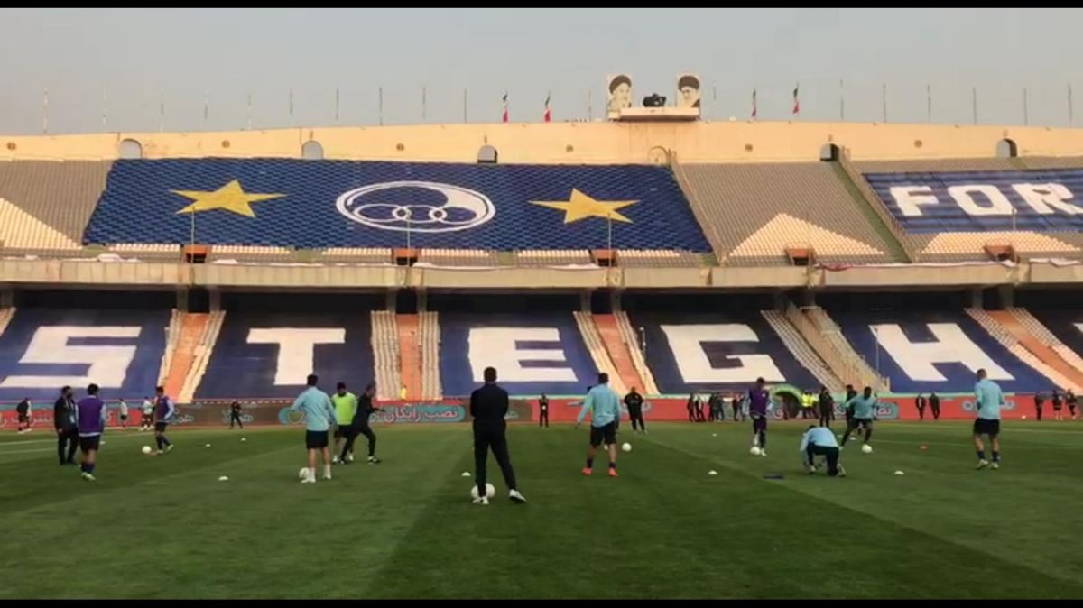 اختصاصی/ گرم کردن بازیکنان استقلال و سپاهان پیش از بازی