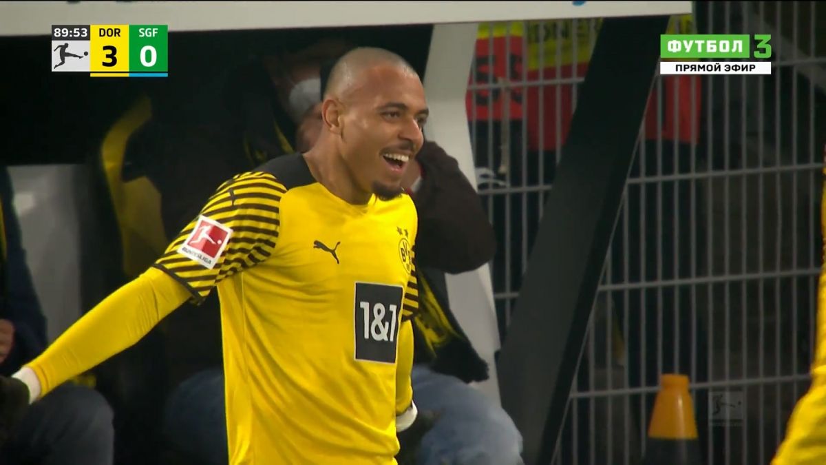 گل سوم دورتموند به گروتر فورث (دونیل مالن)