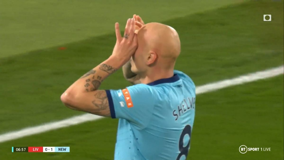 گل اول نیوکاسل یونایتد به لیورپول (گل دیدنی جونجو شلوی)