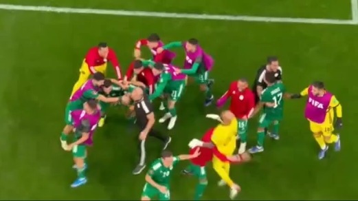 گل دوم الجزایر به تونس (یاسین براهیمی در دقیقه 124)