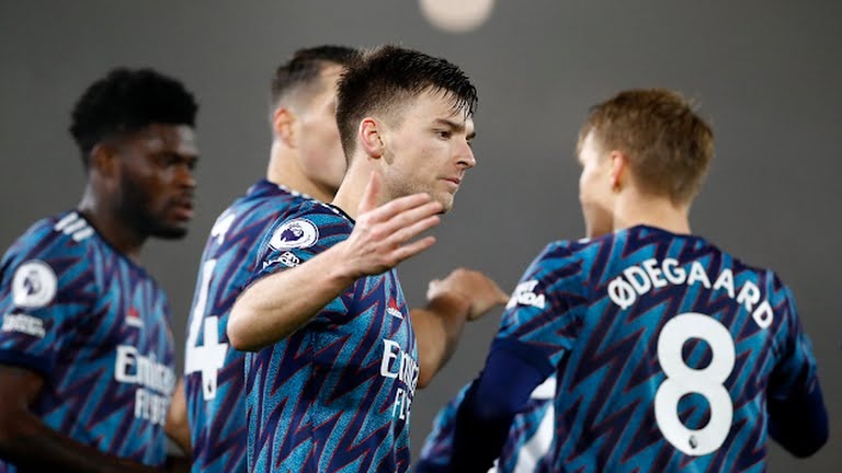 گل چهارم آرسنال به لیدز (اسمیت)