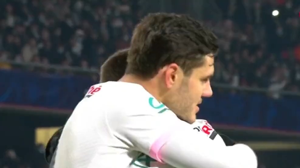 گل دوم پاری سن ژرمن به فینیس (ایکاردی)