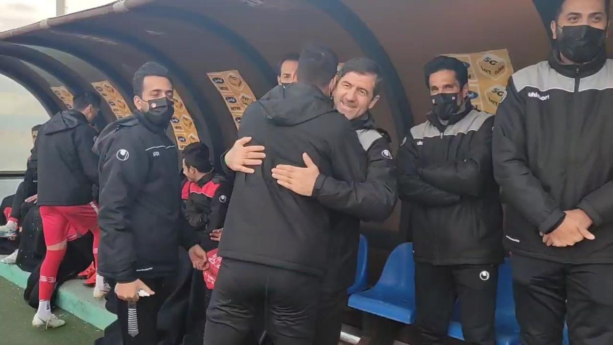 اختصاصی/ خوش و بش بازیکنان سپاهان و مغانلو با نیمکت پرسپولیس پیش از بازی