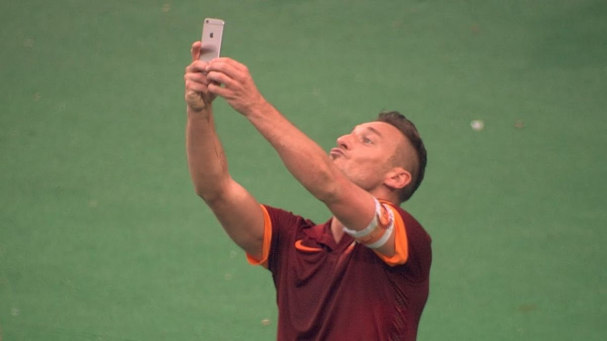 در چنین روزی/ رم 2-2 لاتزیو ، درخشش و شادی گل خاص توتی