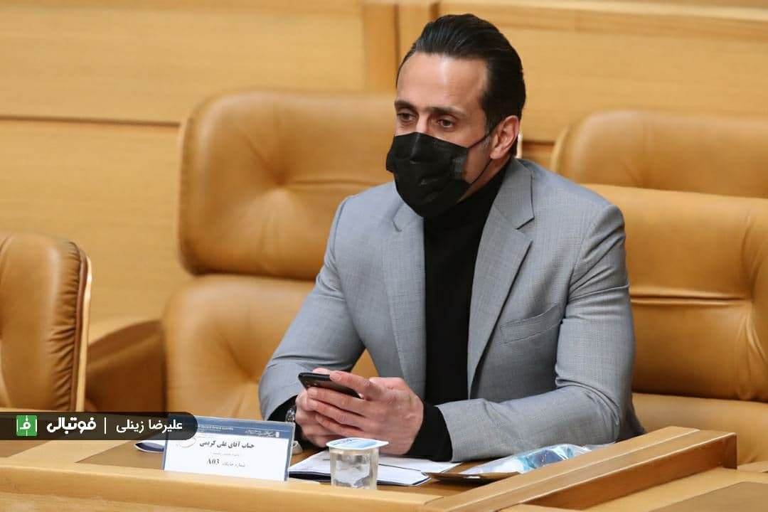 پیشنهاد بایرن مونیخ به جادوگر؛ علی کریمی مدیر باواریاییها میشود