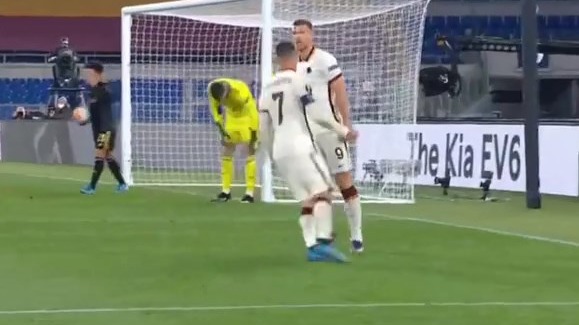 گل اول رم به آژاکس (ژکو)