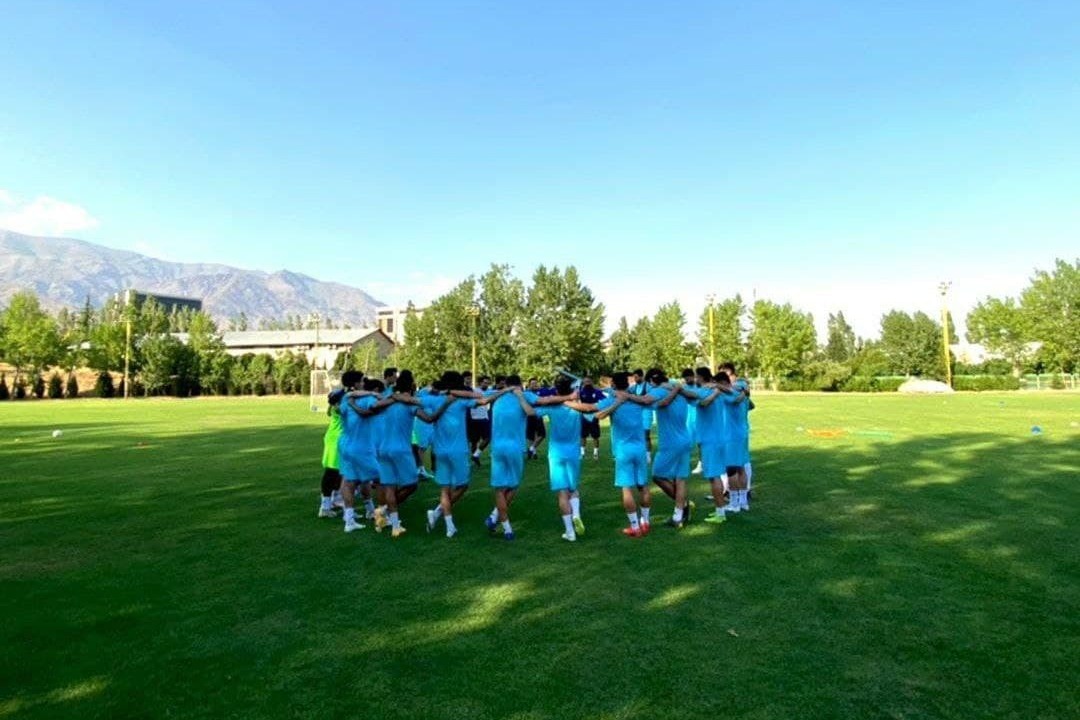 استقلالیها برای برد مقابل گلگهر متحد شدند(عکس)