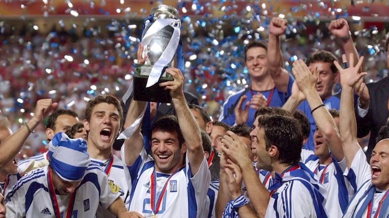 در چنین روزی/ قهرمانی یونان در یورو 2004 با شکست دادن پرتغال میزبان