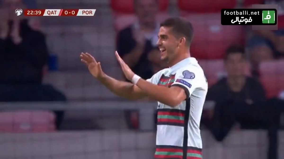 گل اول پرتغال به قطر (آندره سیلوا)