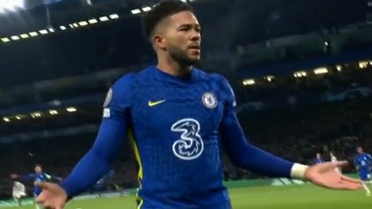 گل دوم چلسی به یوونتوس (جیمز)