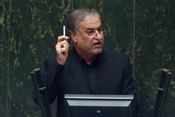 احمدی بیغش: ناپلئون بناپارت فرانسوی هم از خسارات داریوش مصطفوی به فوتبال ایران باخبر است