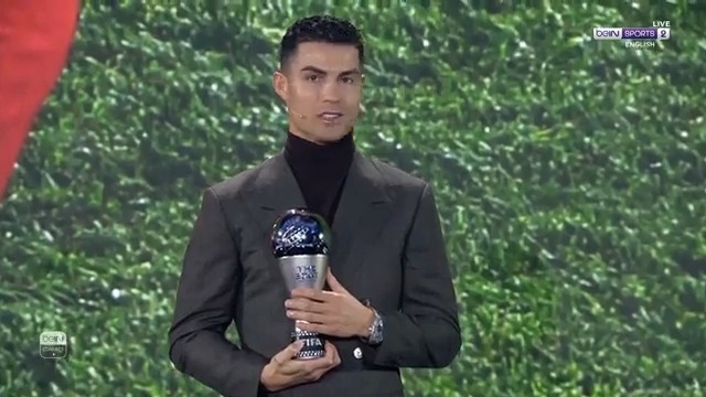 مراسم The Best 2021 / کریستیانو رونالدو برنده جایزه ویژه به بهانه شکستن رکورد علی دایی