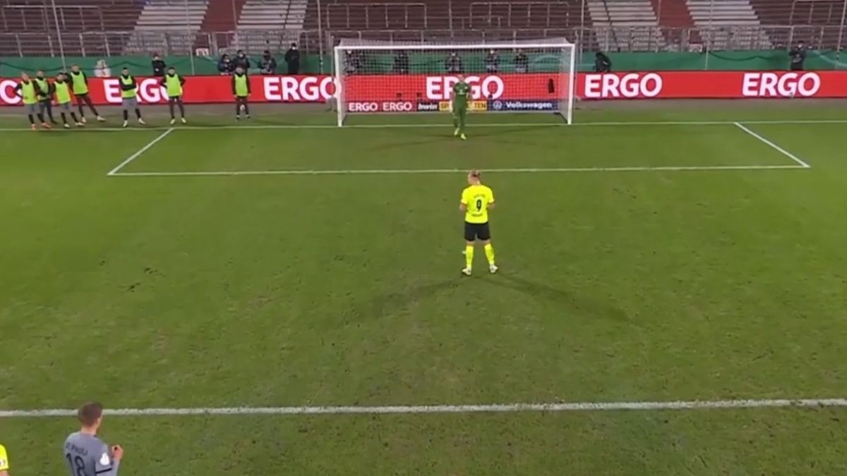 گل اول دورتموند به سن پائولی (هالند)