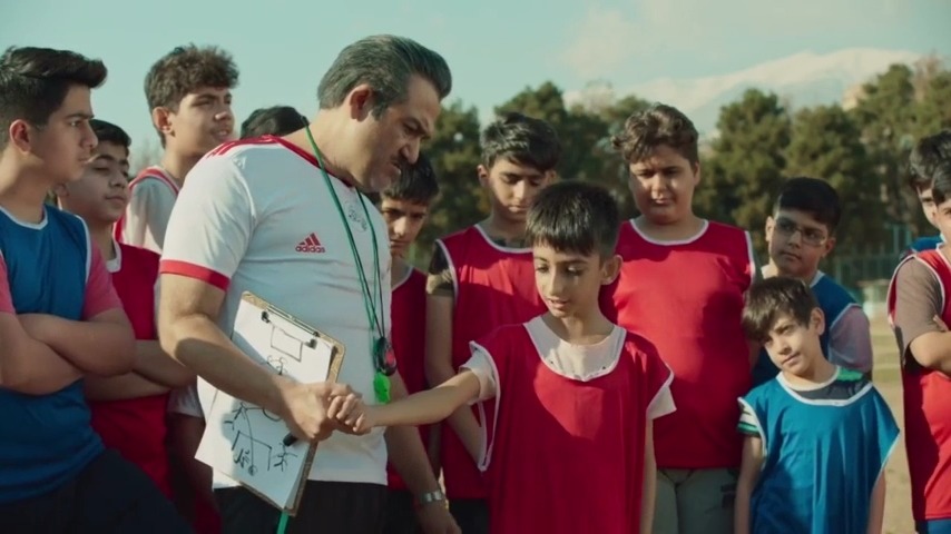 سریال نیسان آبی / تمرینات بدنسازی تیم فوتبال شکرآباد به سبک مهران غفوریان