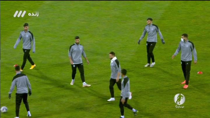 گرم کردن بازیکنان ایران و عراق پیش از بازی