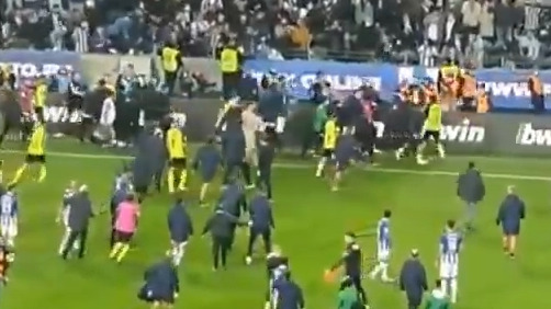 درگیری عجیب و شدید بازیکنان پورتو و اسپورتینگ پس از پایان بازی