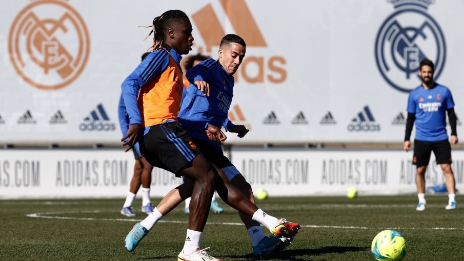 تمرین رئال مادرید برای تقابل با رایو وایکانو